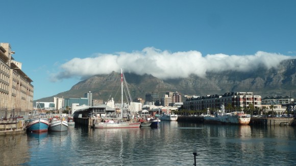 Table Mountain, vu du Waterfront (Le Cap, Afrique du Sud).