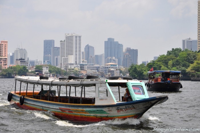 A bord du Le Chao Phraya express, à Bangkok.