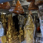 Boutique de bouddhas.