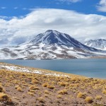 Lagunas Miscanti et Minique. Chile.