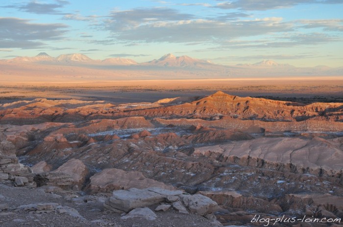 Coucher de soleil sur la Valle de la muerte. Désert d'Atacama. Chili.